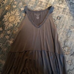 flowy tank